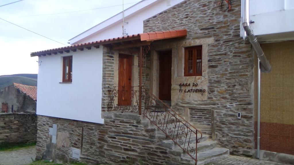 Casa Do Ti Latoeiro Guest House Torre De Moncorvo Eksteriør bilde
